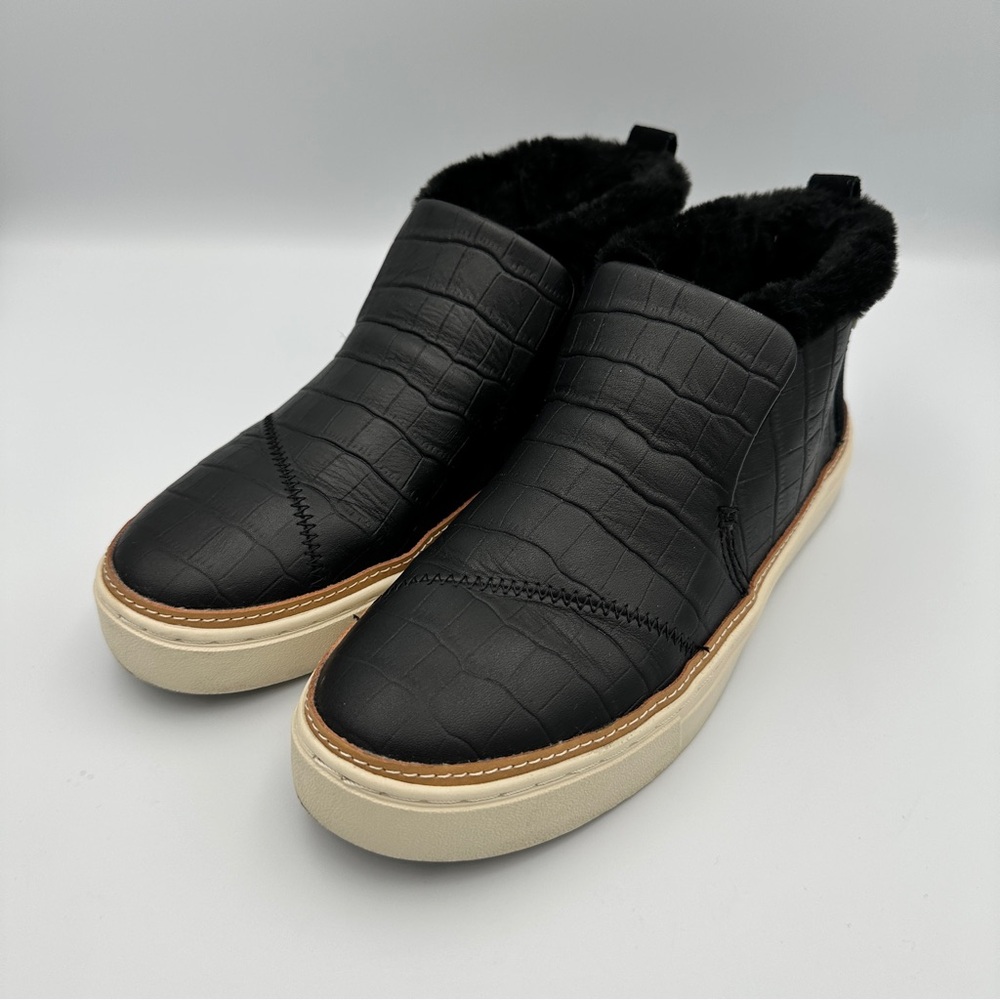 TOMS Paxton‎ Slip-On Shoes Womens 7 Black Croc Embossed Leather Faux Fur Lined